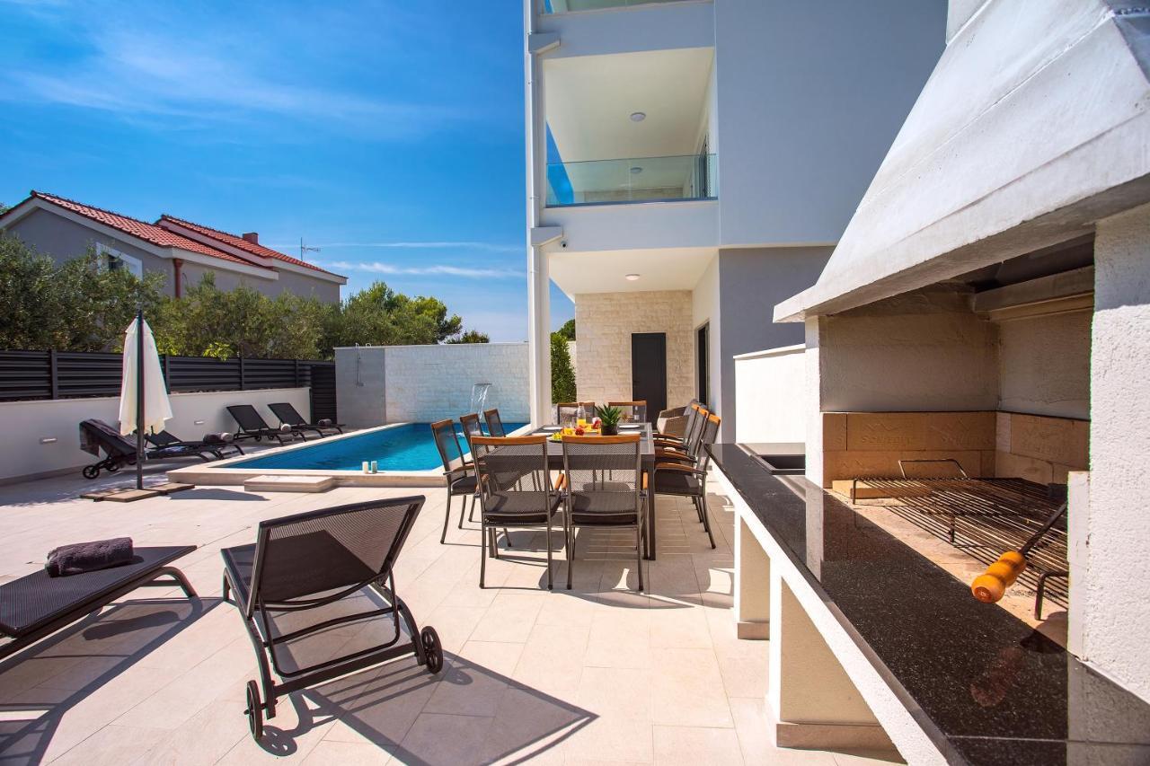Villa Petra Kaštela Eksteriør billede
